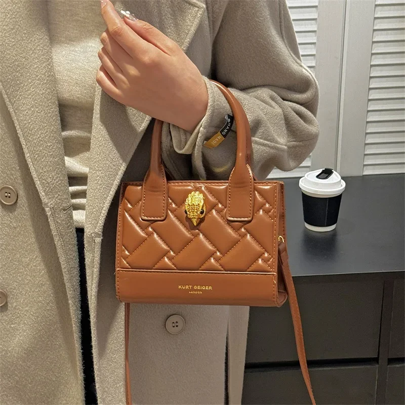 

Luxury Brand Ladies Shoulder Bag Leather Handcrafted Elegant Classic Design By Famous Designer Popular Use