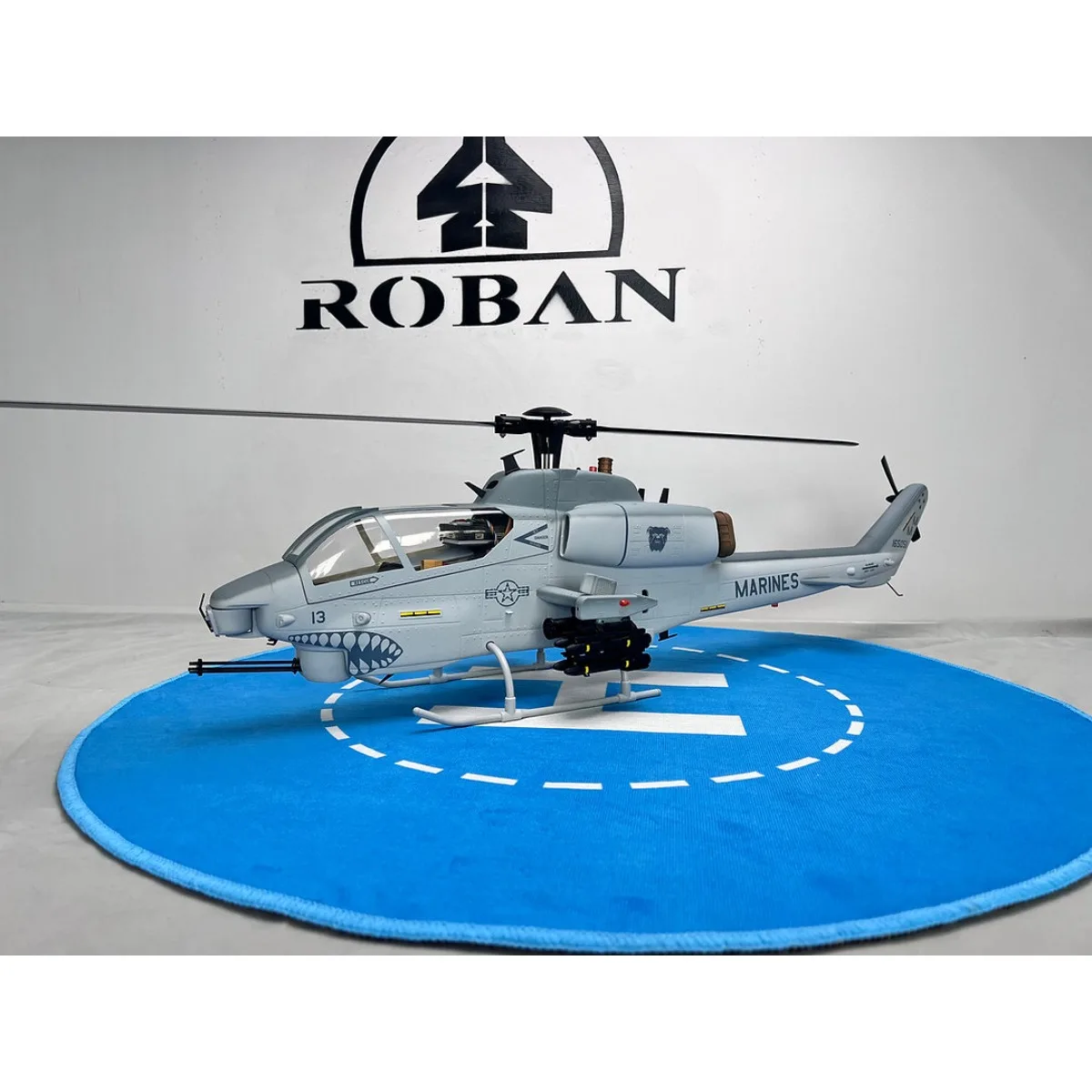 Roban 470 Size AH-1W Cobra RC Helicopter GPS Mode X2 Flight Control with Realistic LED Lights RTF Version