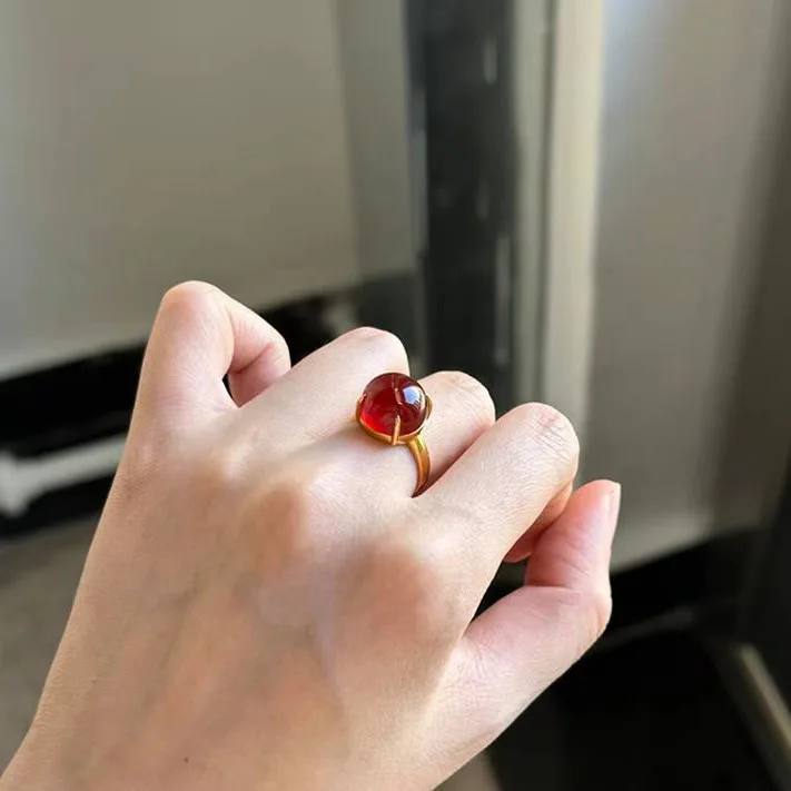 

Ele Red Egg-aped Ring for Women Vintage Sle White Enhancing Finger Ring Faionable Accory Lady's Jewelry