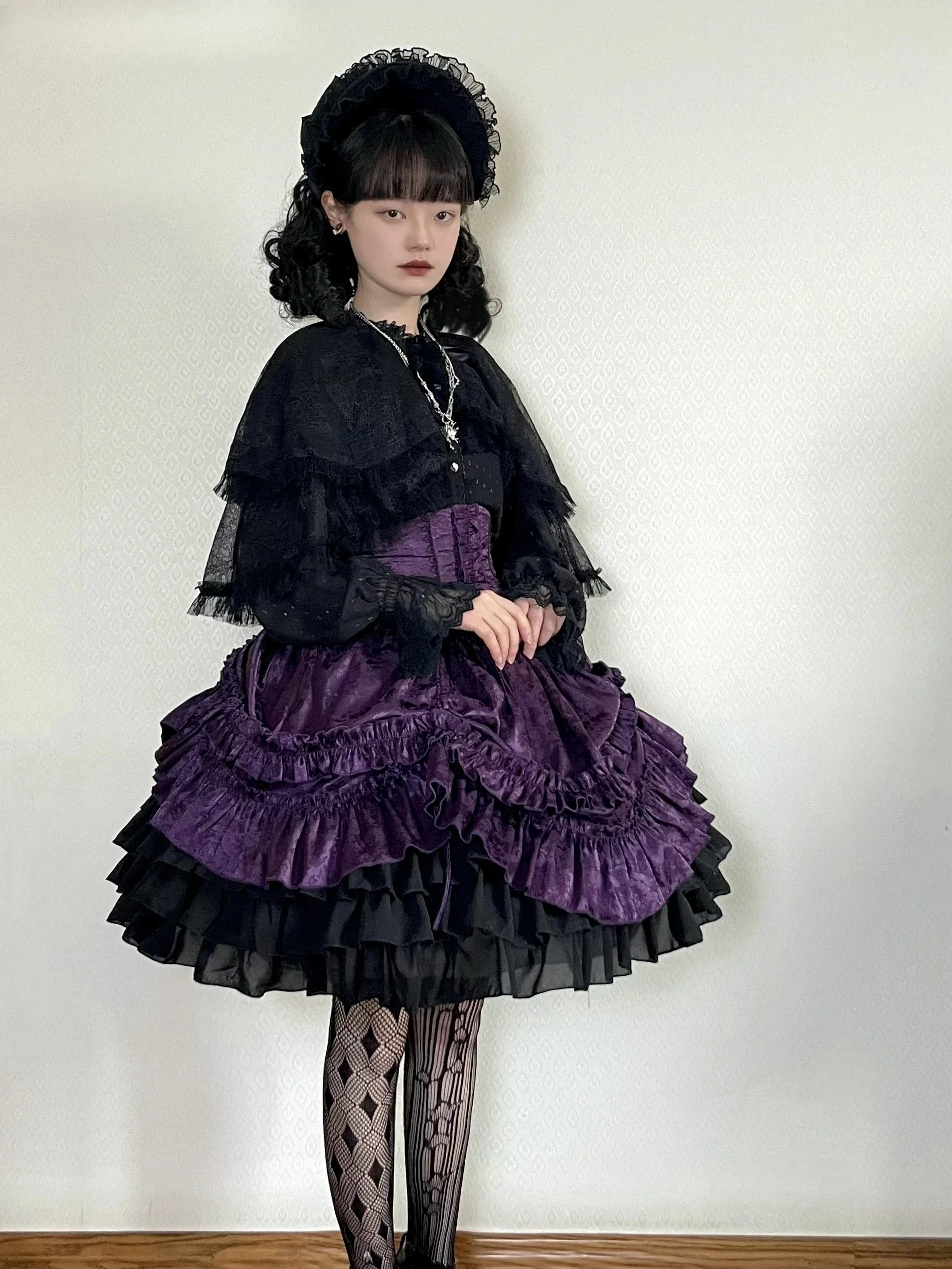 القوطية لوليتا نمط موضة حلوة لطيف أنيق تنورة غير رسمية فام قصيرة عالية الخصر التنانير للنساء 2025 جديد ربيع الخريف الساخن