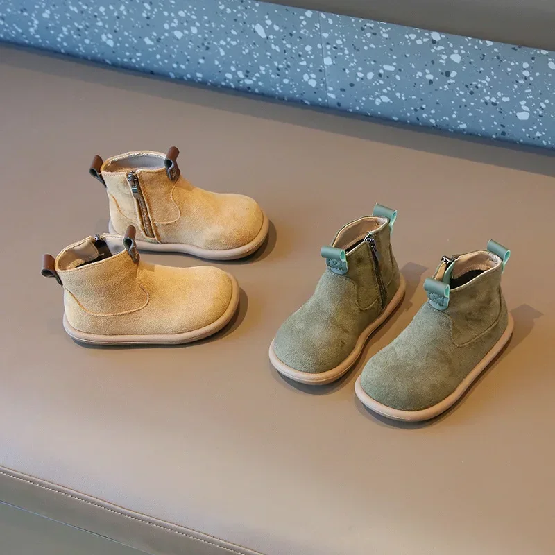 Stivali da tomaia retrò nabuk per bambini scarpe invernali stile inghilterra per ragazzi taglia stivali per bambini in pelle scamosciata con cerniera alla moda Comfort