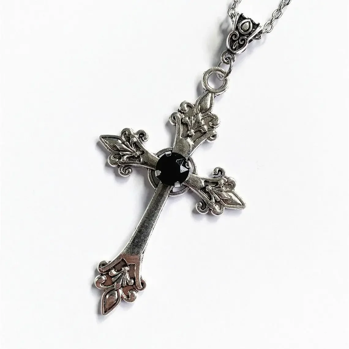 Punk Crystal Cross Pendant Necklace Women\'s Gothic Clavicle Necklace Necklace Aesthetic Jewelry Bijoux Party Gifts