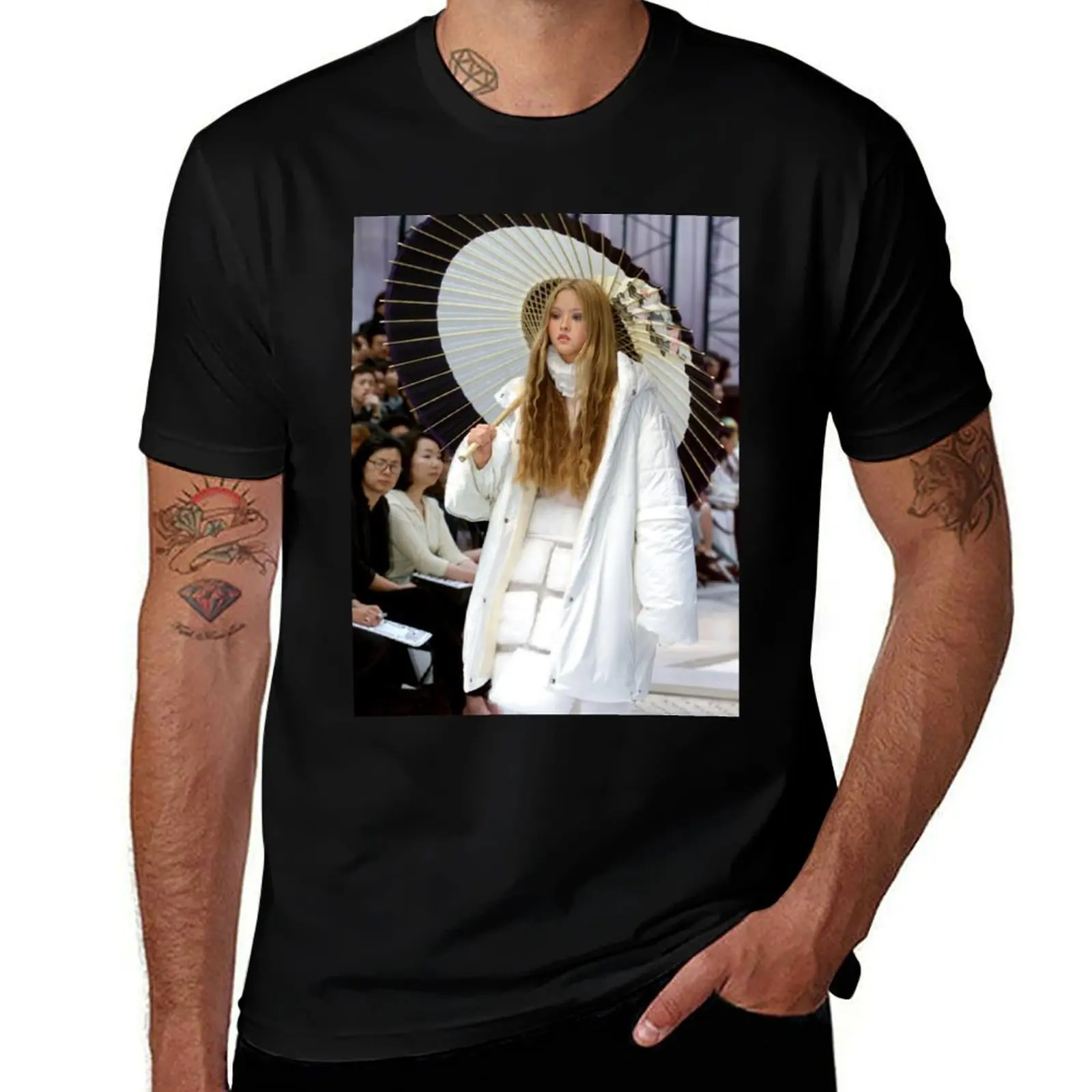 Devon Aoki T-Shirt Lightweight Casual Summer T-Shirt