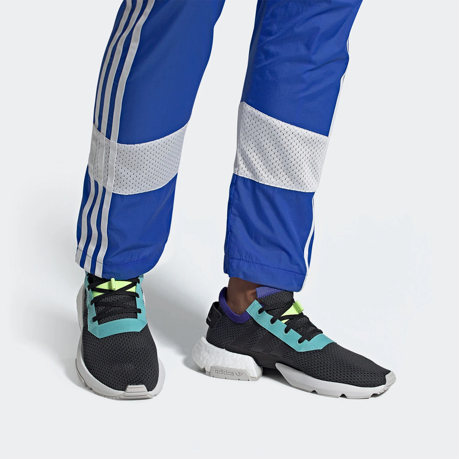 

adidas Genuine Trefoil Unisex POD-S3.1 Повседневная обувь EE4854