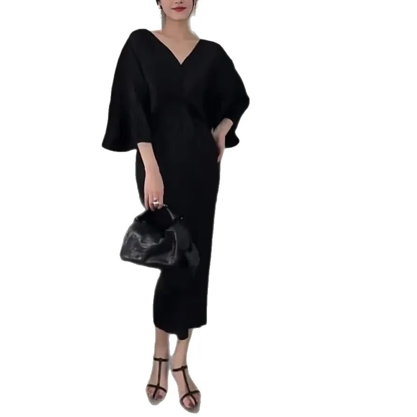Miyake Pleated French V-Neck Dress 2025 Solid Color New Bat Three-quarter Sleeve Temperament Style Kimono Hip-hugging Long Skirt