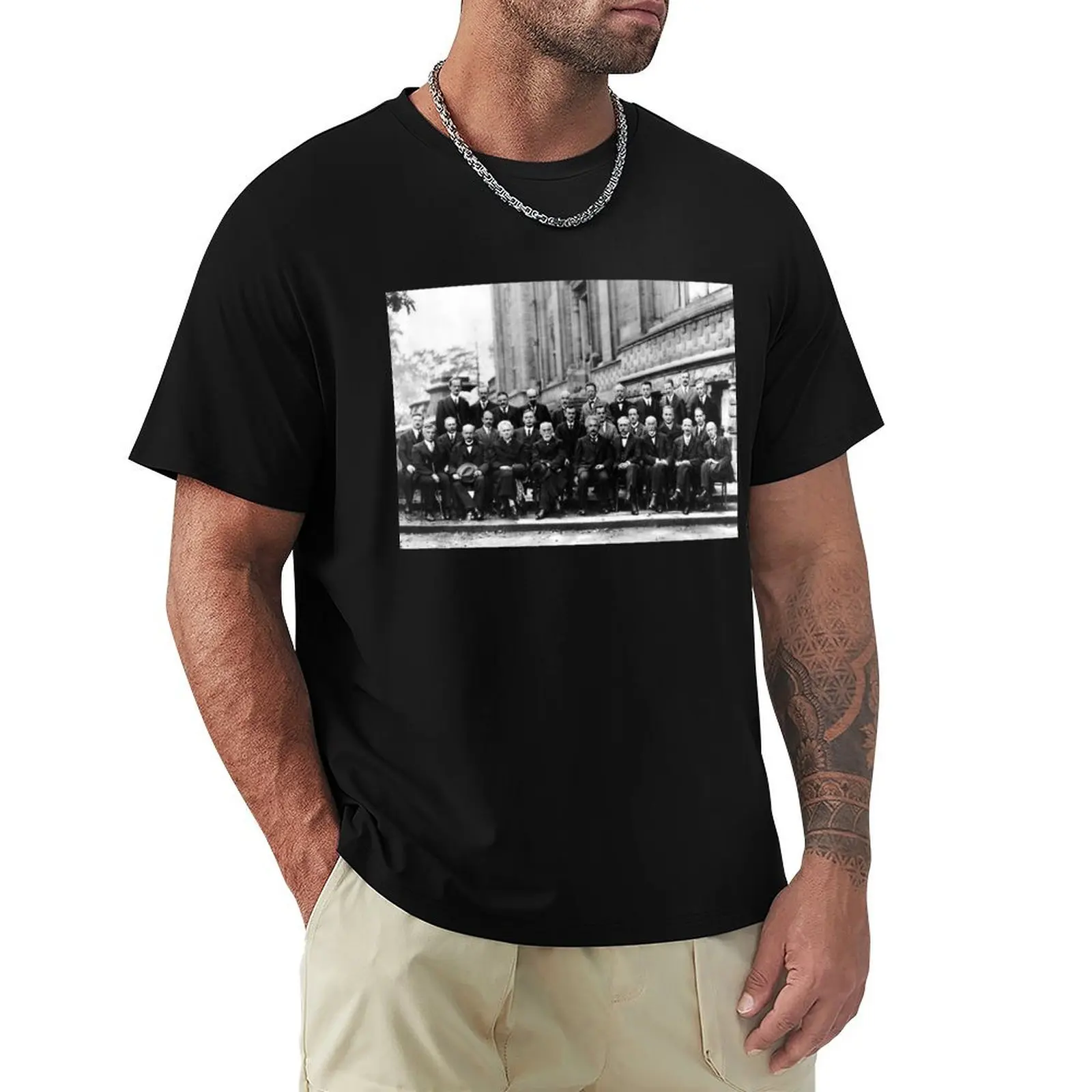 

Gentlemen Sitting Chair, Physics And Chemistry T-Shirt Basic Breathable Solid Color T-Shirt