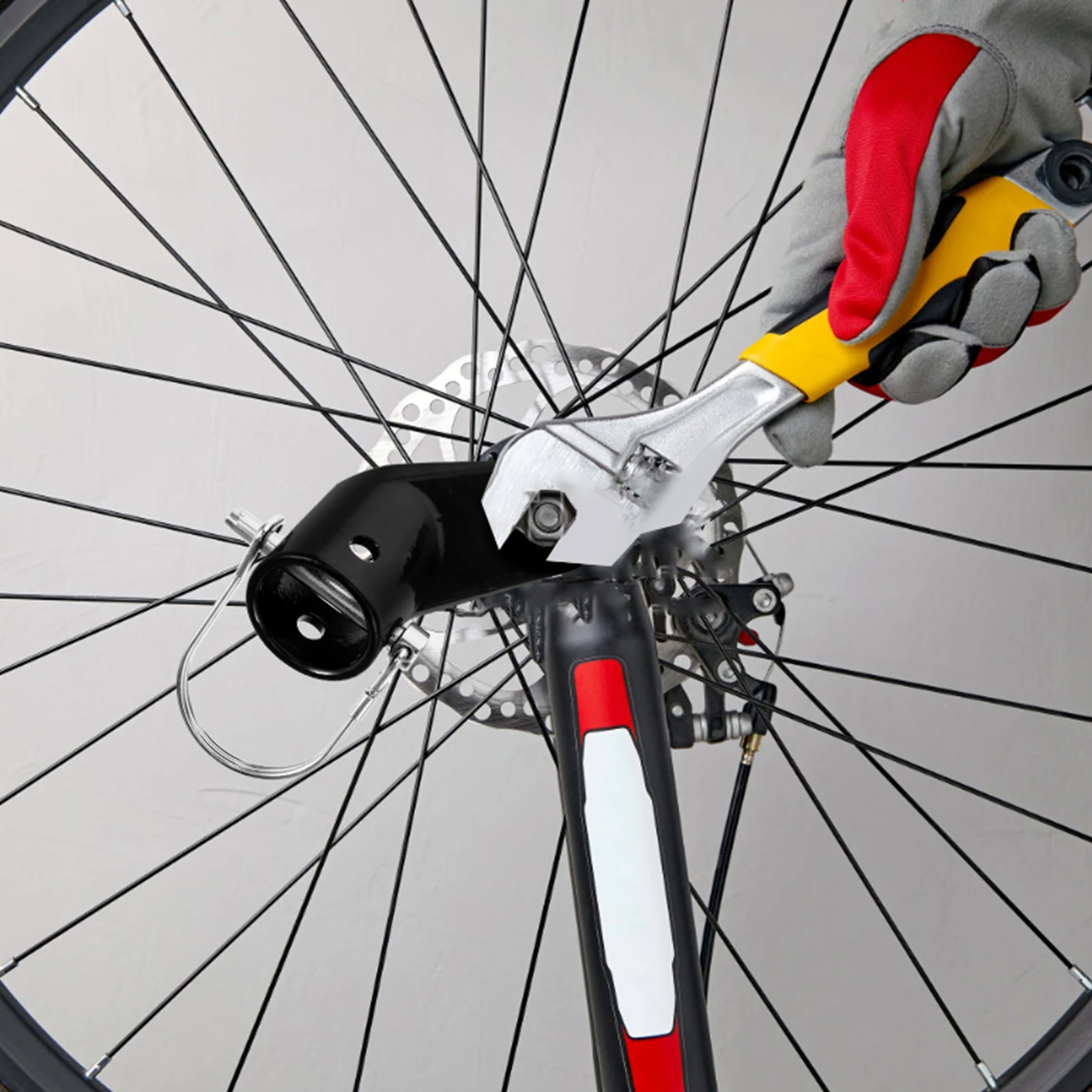 

Universal Bicycle Hitch Connector Bike Accessories Sturdy Coupler Attachment Quick-Release Nut Compatible Most Bikes Safety