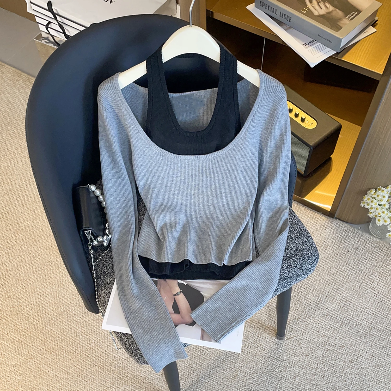 

Корейский повседневный вязаный свитер с эффектом двухслойности для женщин, осень-зима, новинка, свободный крой, длинный рукав, круглый вырез...