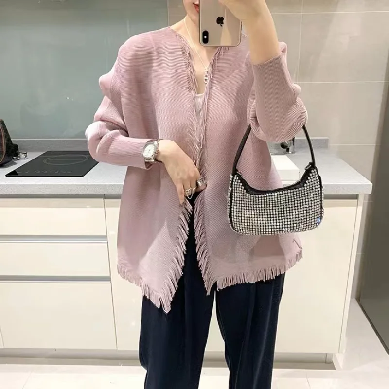 

Summer New Tassel Pleated Shawl Women Cardigan Thin Long Sleeve Coat Female O Neck Solid Color Sun Protection Jacket