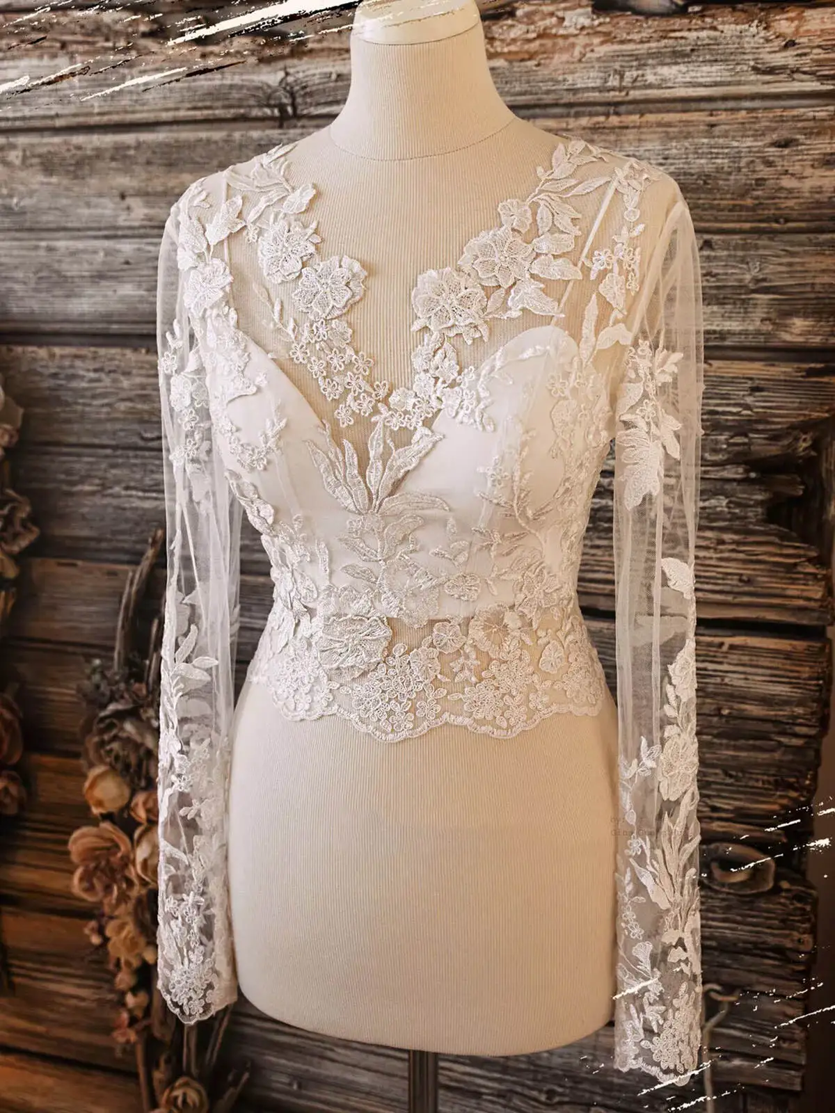 Robes de mariée avec cape amovible, appliques de fleurs 3D, veste enveloppante, sur mesure