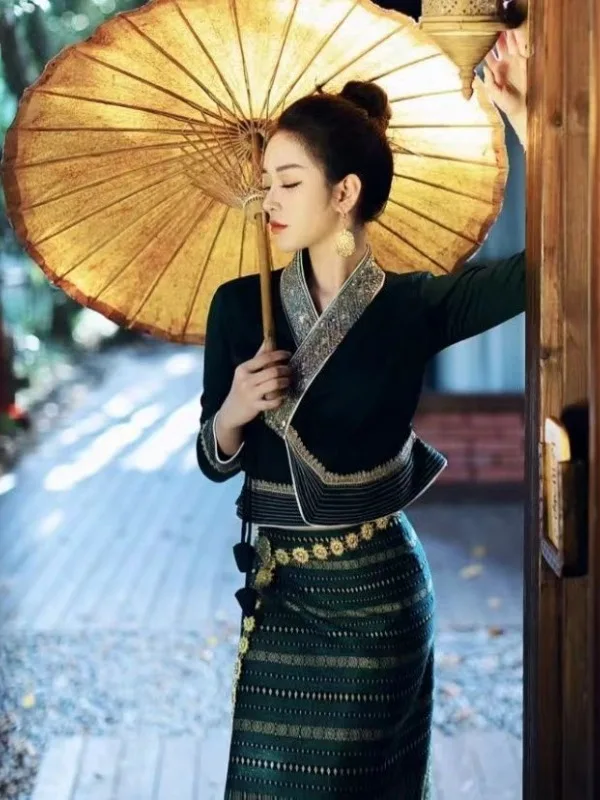 Traditional Dai Women's Outfit Photo Shoot Travel Photography Clothing Skirt Set New Arrival Healthy Fabric Summer 2024