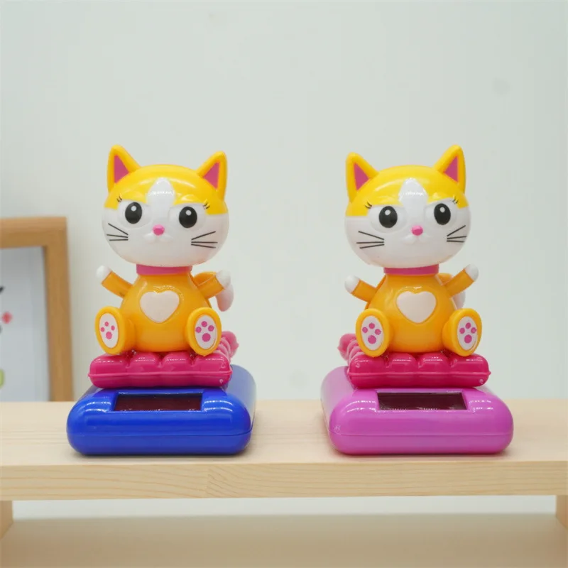 1Pcs Fun Solar Cute Wealthy Cat Ornament Creative Car Dashboard Desktop Decoration Rocking Cat Toy Crafts Kids Adult Small Gifts