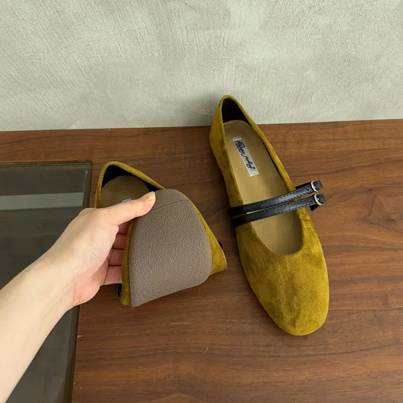 أحذية نسائية جديدة لعام 2025 أحذية ماري جينس الضحلة أحذية مسطحة بحزام بإبزيم على الموضة أحذية مسطحة للسيدات بمقدمة مستديرة مع أحذية #6