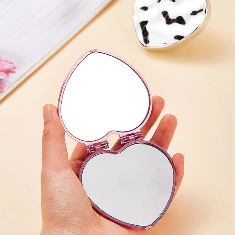 Mini Heart-Shaped Folding Makeup Mirror Mini Pocket Portable Travel Mirror with Magnetic Closure Double-Sided Cosmetics Mirrors