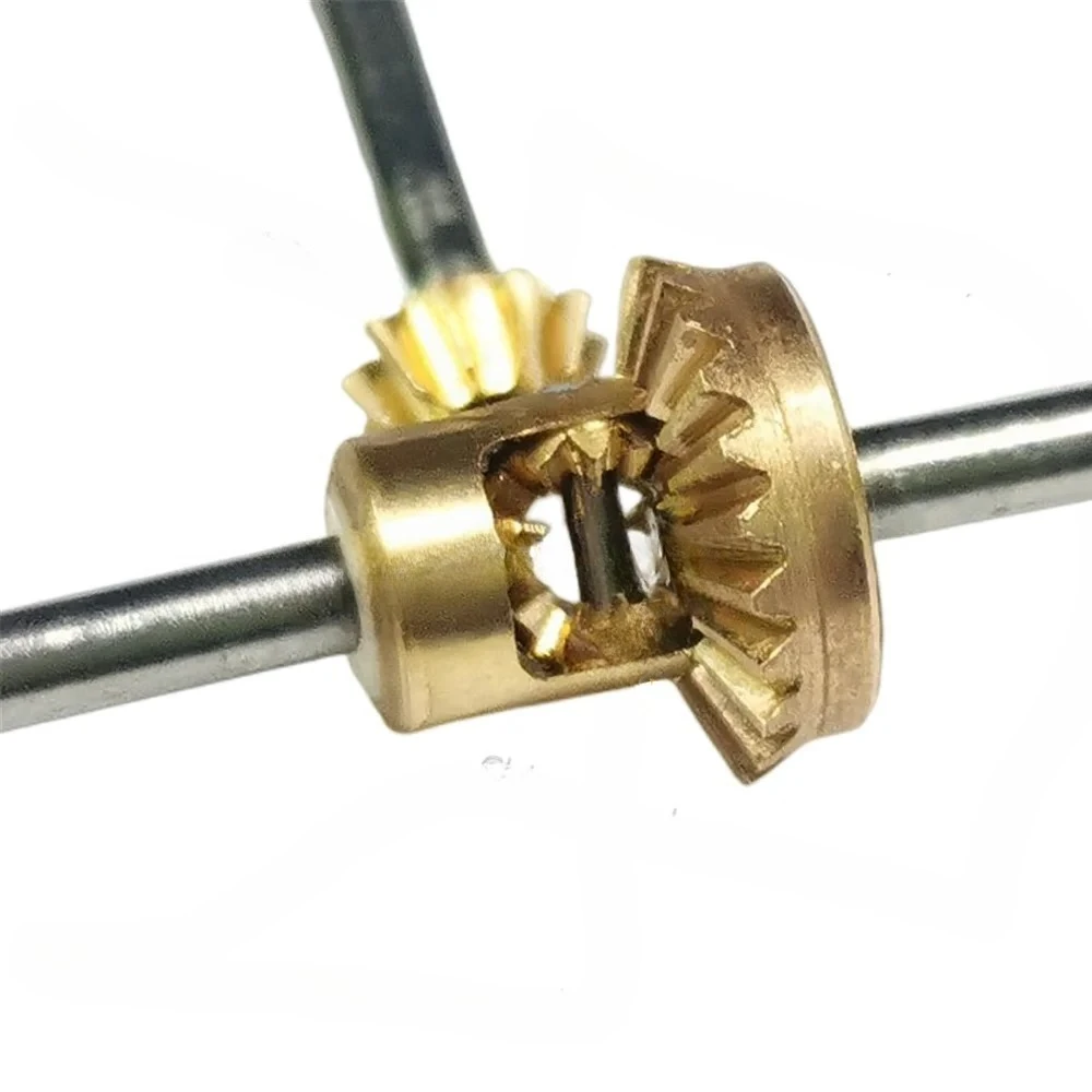 Mini Differential DIY Mini Toy Car Model Rear Axle Transmission Static Modification Small Scale 10:22