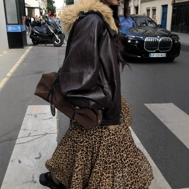 Gonna a trapezio con stampa leopardata stile pigro versatile alla moda in stile coreano con pieghe larghe Gonna di media lunghezza effetto snellente