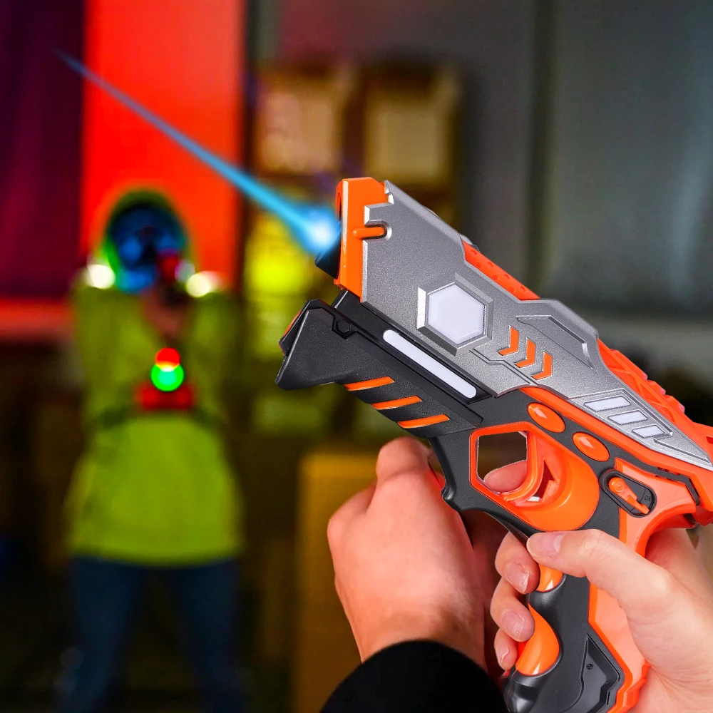 VATOS Zestaw pistoletów laserowych na podczerwień z kamizelkami x2 dla dzieci i dorosłych Gra wewnętrzna Zabawa Zabawka Etykieta laserowa Prezent