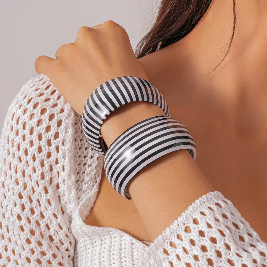Black White Red Blue Striped C Shape Wide Open Acrylic Bangles Wide Round Resin Cuff Bracelets for Women Statement Jewelry image 2