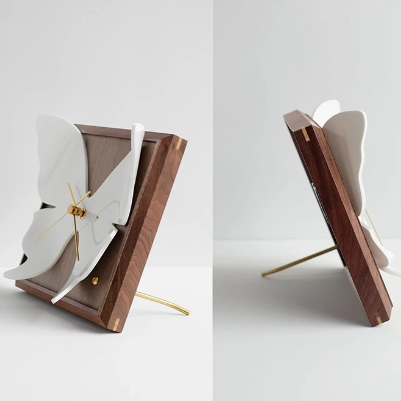 

2025 New Butterfly Table Clock Nordic Minimalist Silent Desk Clock Unique Style Home Decor Non-Ticking Timepiece for Living Room