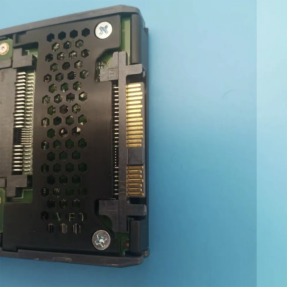 Per disco rigido NetApp X425A-R6 da 1,2 TB 10K SAS 2,5'' DS2246 HDD