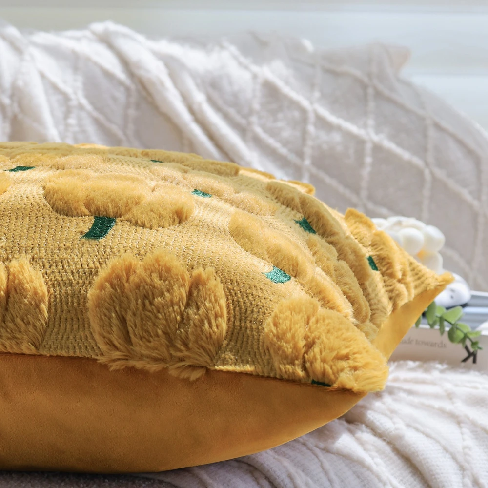 

3D Pumpkin Pom-Pom Plush Pillow Cover 45x45cm Cute Soft Versatile Decorative Pillow Case for Halloween Fall Sofa Bedroom Decor