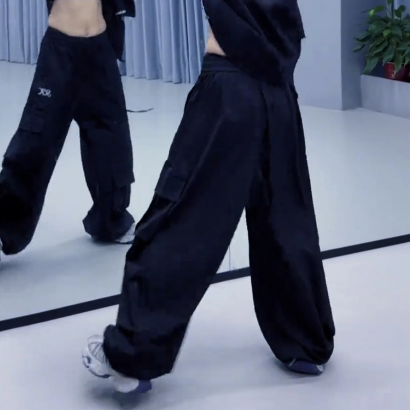 pantalones-de-baile-casuales-de-pierna-ancha-y-corte-holgado-para-mujer-estilo-nuevo-primavera-otono-2026-pantalones-deportivos-de-pierna-recta-con-bolsillos