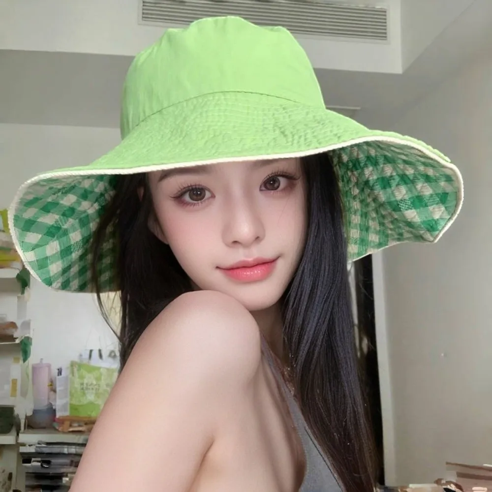 

New Korean Style Plaid Bucket Hat Adjustable Strap Versatile Fisherman Hat Double Sided Large Brim Sun Cap for Summer Travel
