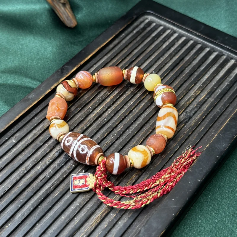 

Tibetan- Dzi bead agate bracelet accessories, Buddhist beads, hand-woven single-loop, new ethnic style,