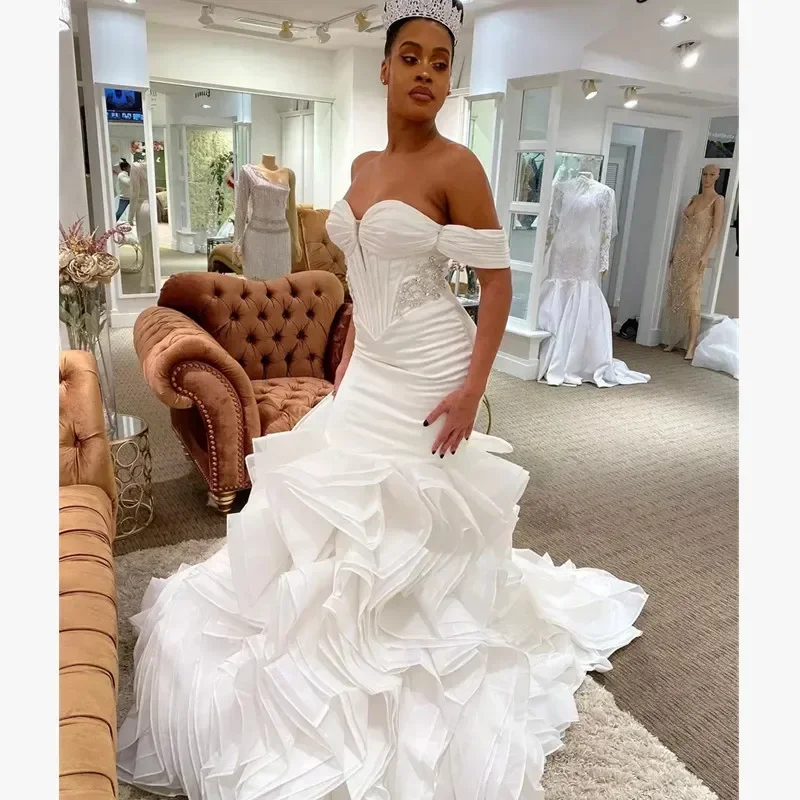 

Customized Off The Shoulder Applique Mermaid Wedding Dress African Vestidos De Novia Cascading Ruffles Sweetheart Bridal Gown