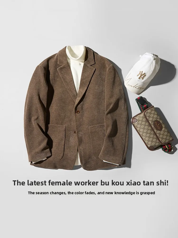 

Мужской вельветовый костюм Осень-Зима 2025: Мягкая Текстура, Повседневный Стиль, Городской Бизнес-Кэжуал, Длинный Рукав, Однотонный