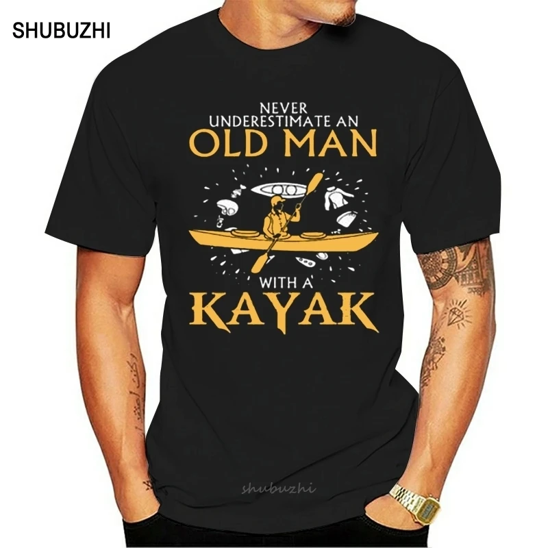 New Funny Brand Clothing Men Crew Neck Short Short Never Underestimate An Old Man Kayaking T Shirts