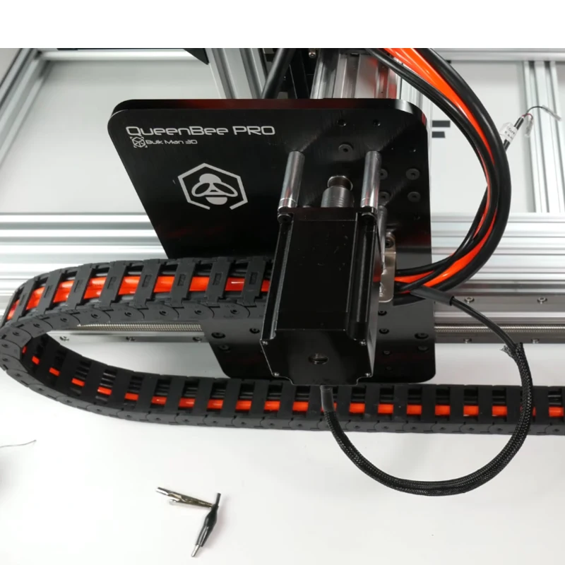 BulkMan3D 4-Axis QueenBee PRO CNC Router Machine UC300 Mach3 Control Box Precise CNC Engraver for Wood Metal PCB Cutting Milling