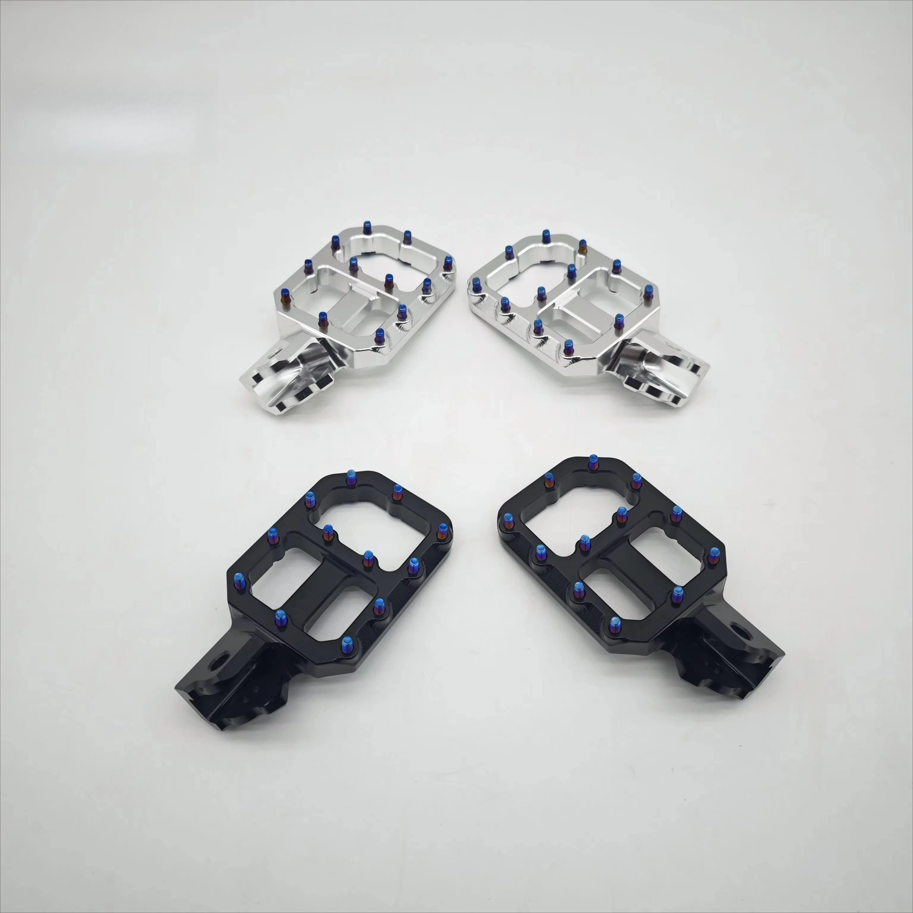 

Factory Price Aluminum Alloy Foot Pegs Compatible with Light Bee.
