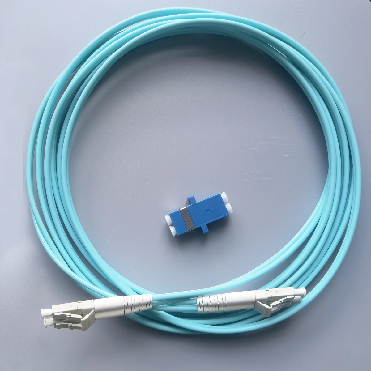 Cavo Patch Cord ottico per interni OM3 Duplex multimodale diametro 3.0mm LC/UPC-LC-UPC LSZH cavo di prolunga per cavo Internet in fibra ottica