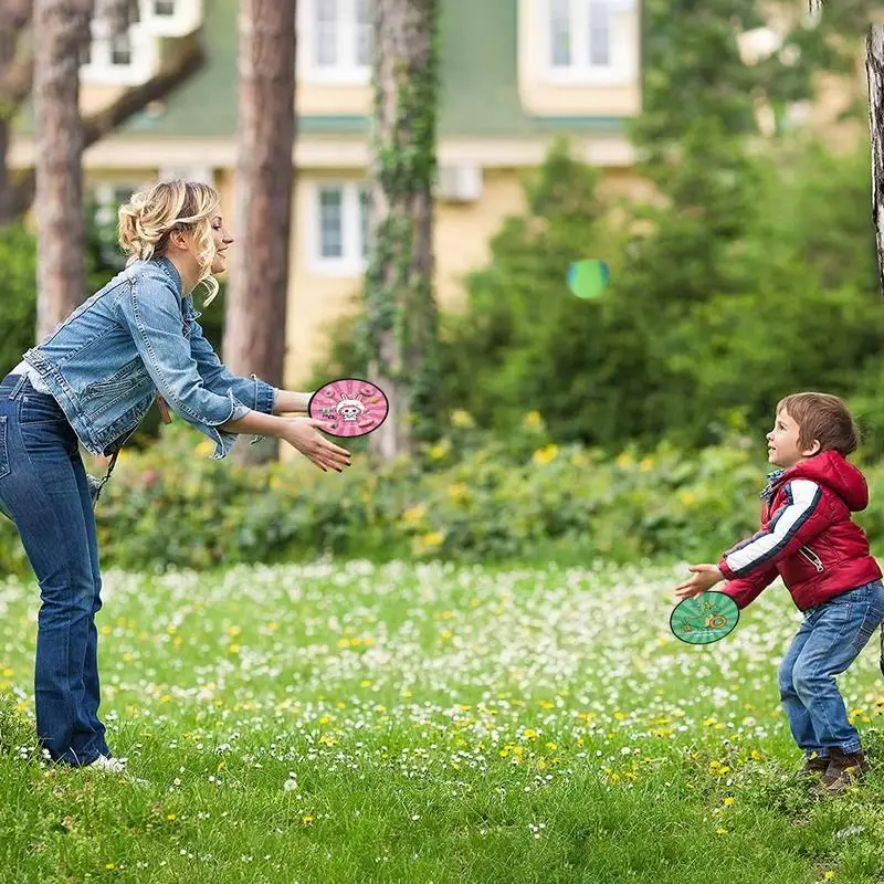 إرم والقبض لعبة الكرة إرم والقبض مجموعة ألعاب الكرة التفاعل بين الوالدين والطفل في الهواء الطلق اللعب سلة عيد الفصح ستوفير للبنين بنات