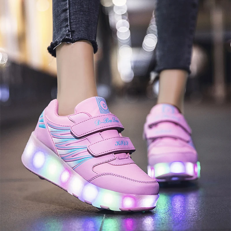 Jungen und mädchen Rollschuhen Tow Räder Schuhe Glowing Licht LED Kinder Mode Leucht Sport Casual Wheelys Skating Turnschuhe