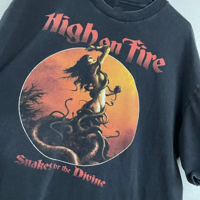 High On Fire Snakes For The Divine Retro Vintage T shirt