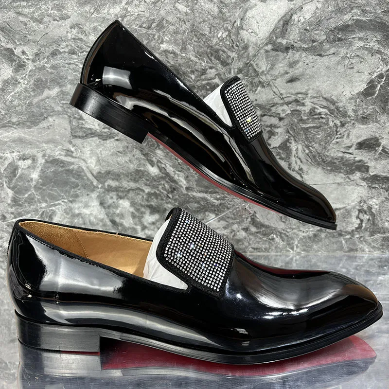 Luxury Rhinestone Shoes Man Pointed Toe Black Patent Leather Slip On Flats Lady Fashion Wedding Shoes