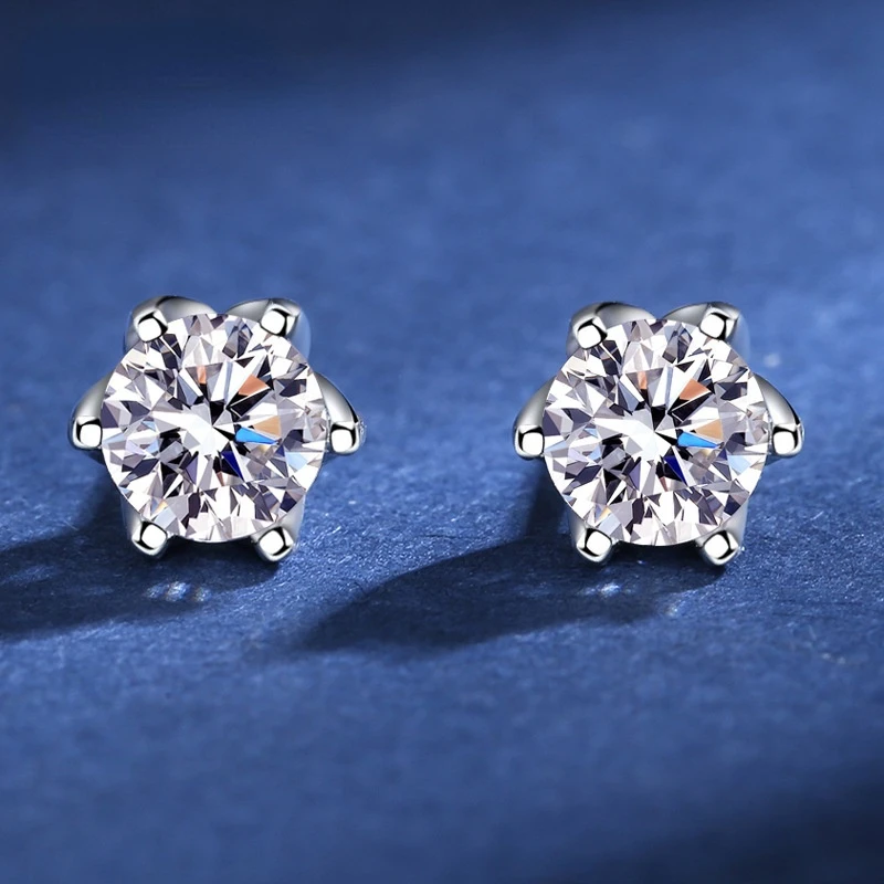 HTOTOH 0.5 Carat D Color Moissanite Stud Earrings S925 Silver Earrings New Engagement Gift