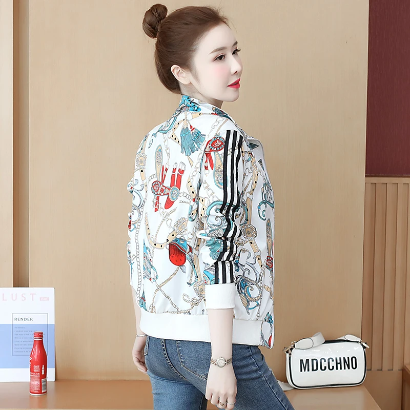 2025 nuevo temperamento de moda mujeres blanco Harajuku Floral Stand Collar chaqueta de béisbol primavera chica abrigo corto