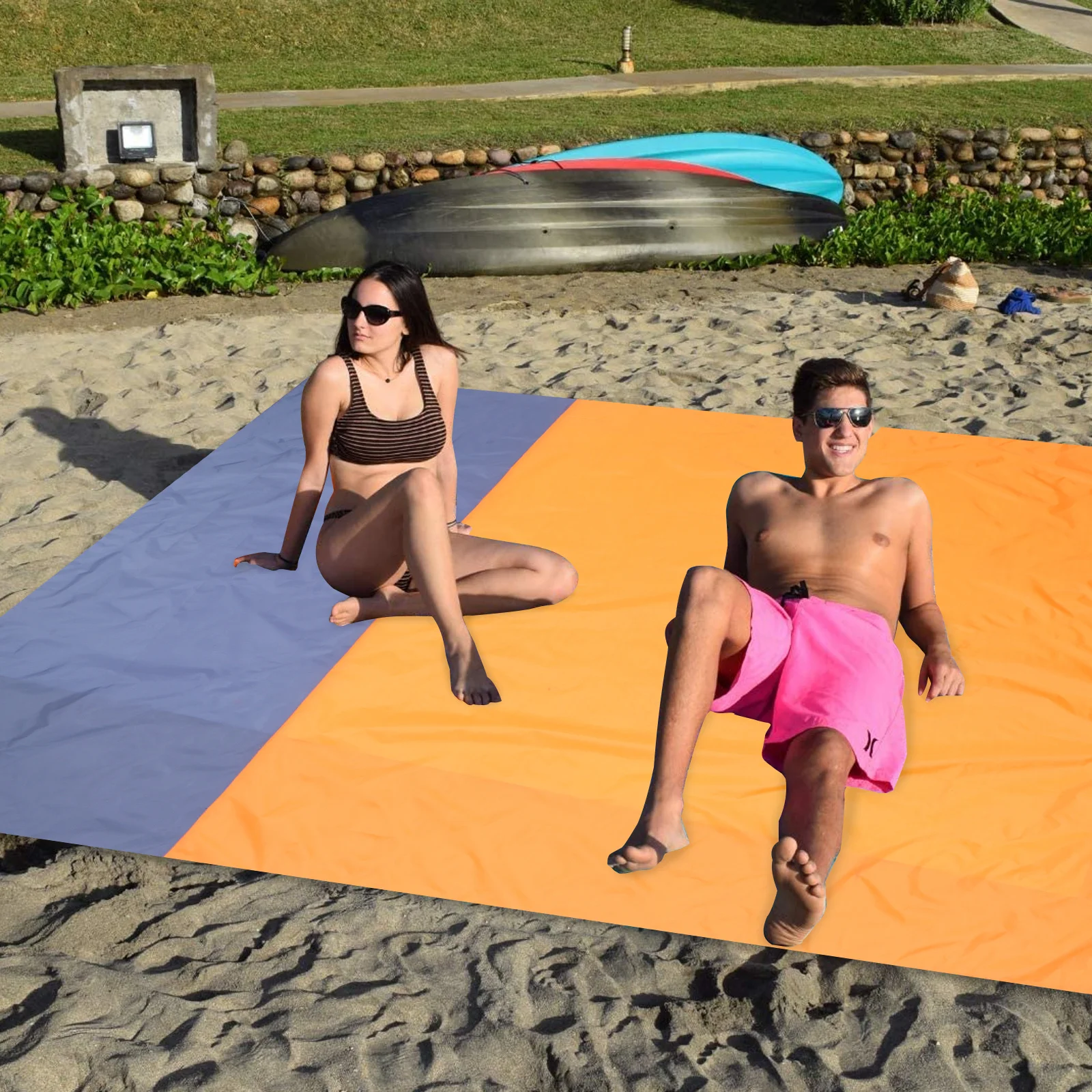 

1Pcs Waterproof Outdoor Mat Lightweight Foldable Beach Picnic Blanket Durable Camping Ground Pad Beach Picnic Blanket