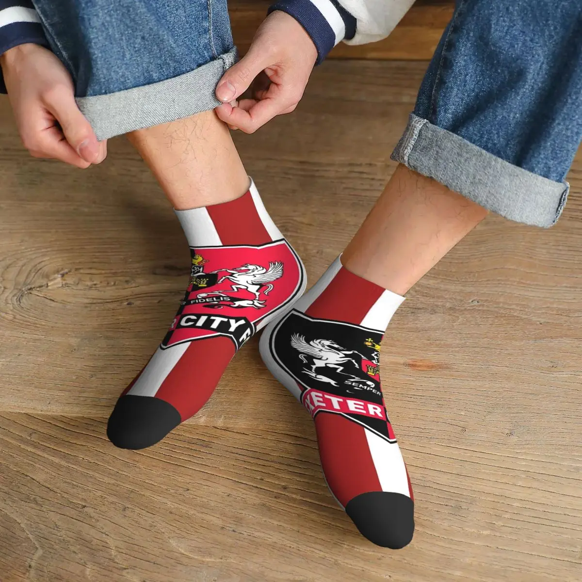 Kaus Kaki Exeter City FC Stoking Penyerap Keringat Harajuku Aksesori Kaus Kaki Sepanjang Musim untuk Hadiah Natal Pria Wanita