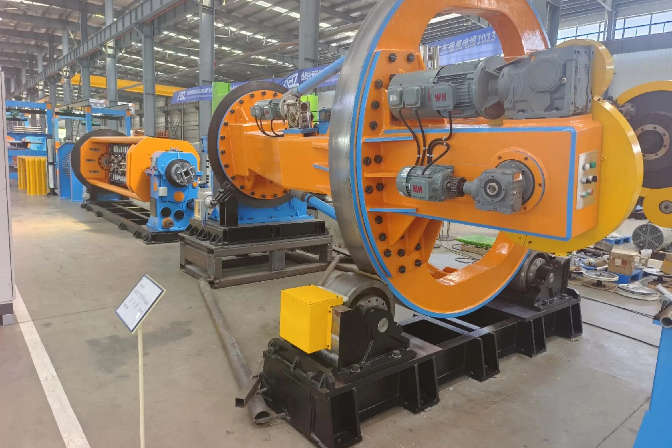 Mantai posa ma chine Twister per batteria Usato per infilare fili e cavi ma chine