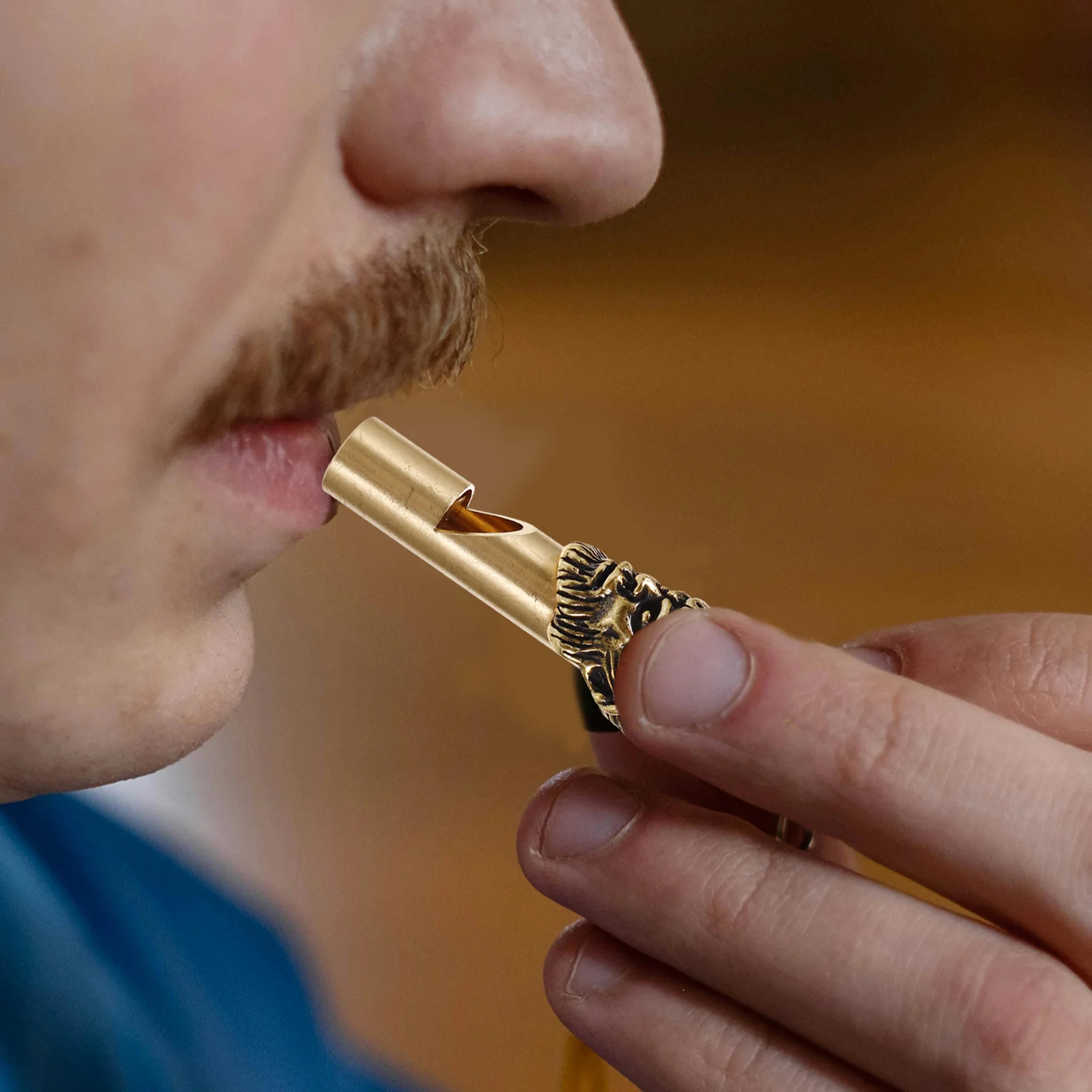 صافرة النحاس المحمولة التخييم الطوارئ المشي لمسافات طويلة في الهواء الطلق بصوت عال بقاء المعادن صافرة المفاتيح التخييم العرض في الهواء الطلق الملحقات #2