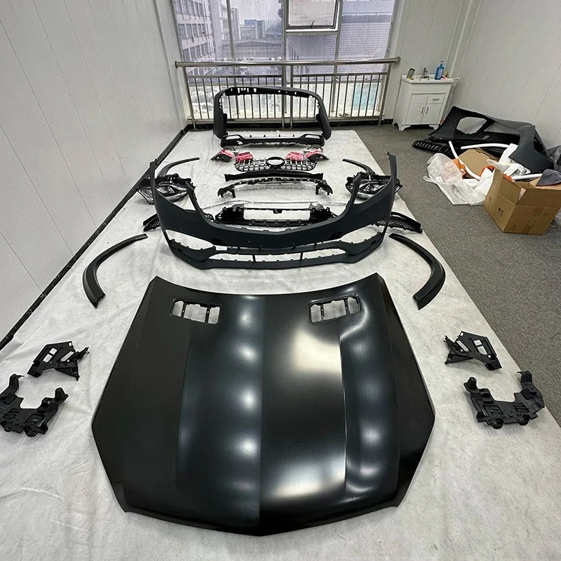 

Sporty-Look ForMercedesBenz W166 GL GLS63 Conversion ABS Body Kit Rear Diffuser Lip Front Bumper