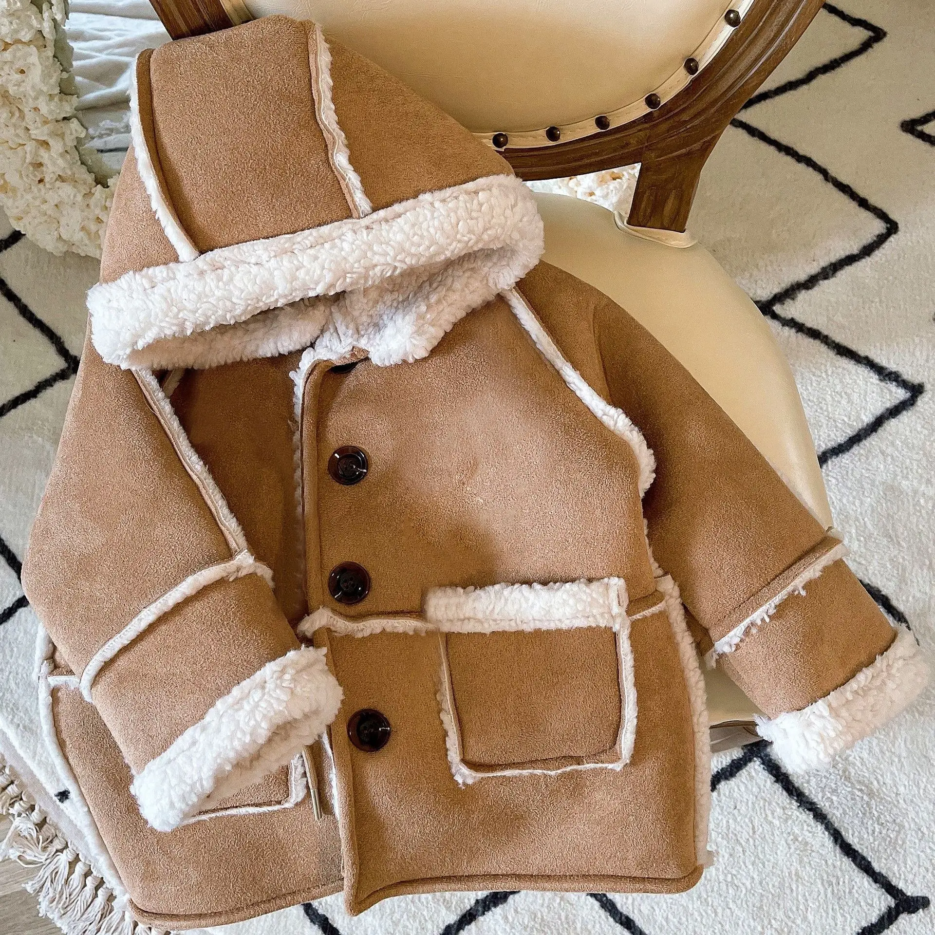2025 Winter New Children Warm Lamb Fleece Coat Baby Vintage Hooded Jacket Plus Velvet Thick Boys Girls Cotton Padded Jacket