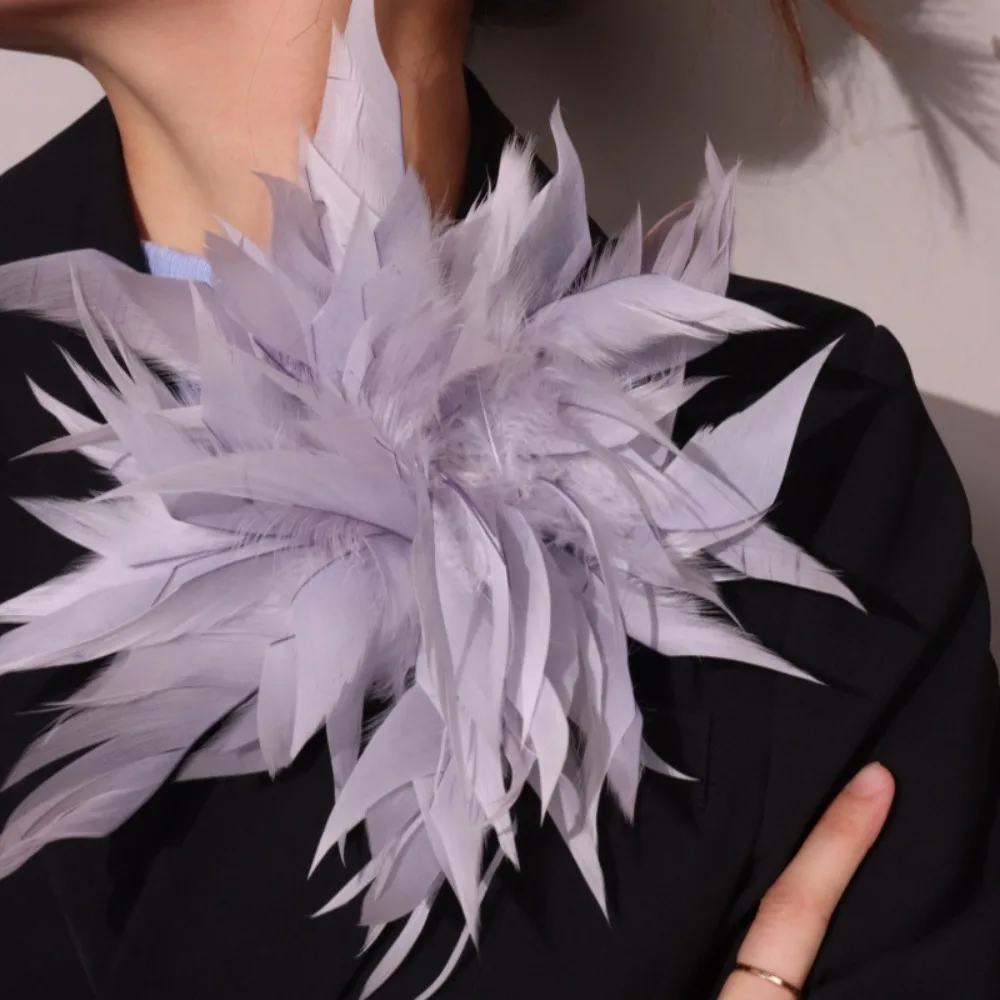 25cm Feather Flower Brooch Colorful Lightweight Artificial Feather Lapel Pin Multi-functional Elegant Exaggerated Feather Brooch