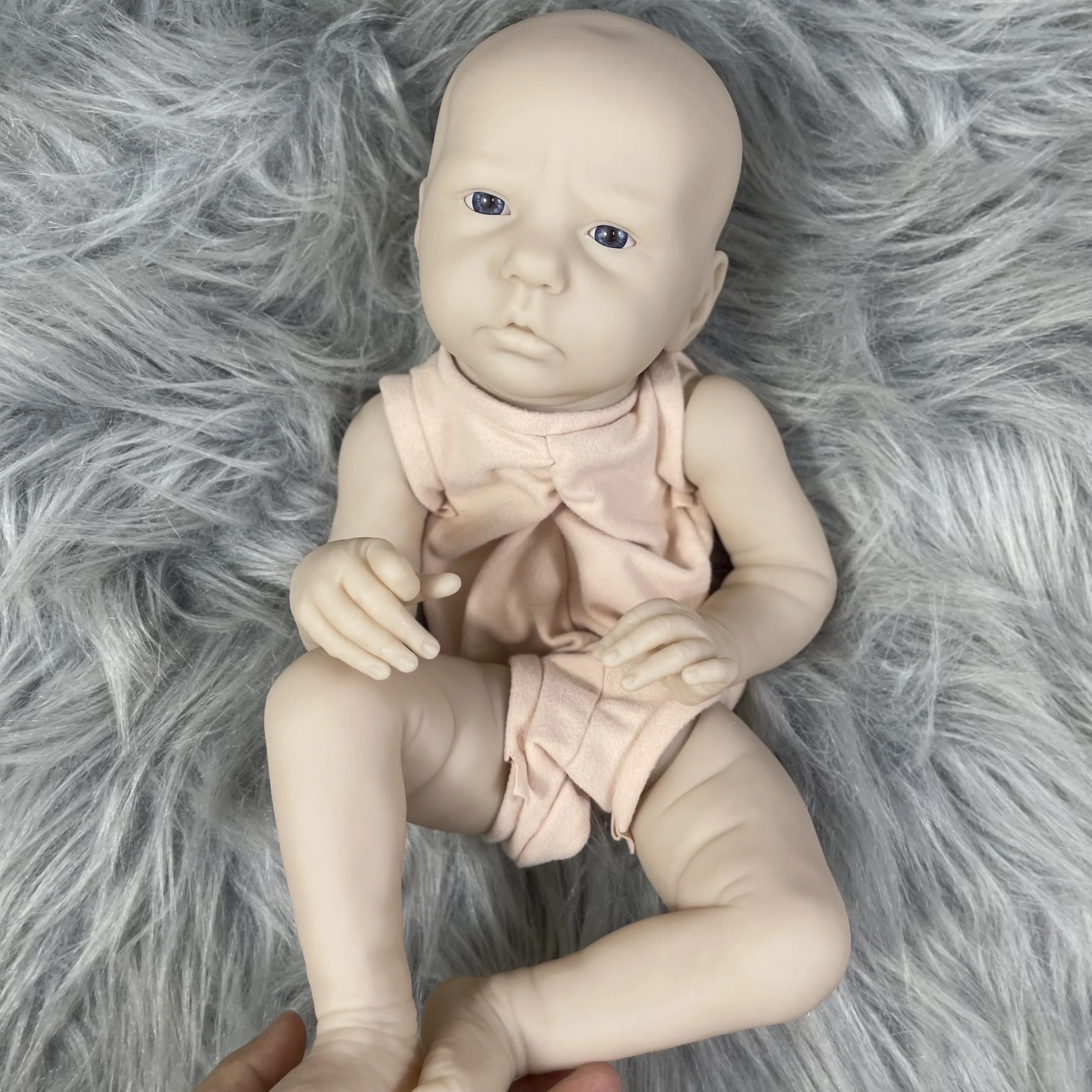 MRB 19 Inch Vinyl Reborn Doll Kit Ellie Sue Newborn Lifelike Unfinished Unpainted Fresh Color Blank Vinyl Newborn Doll Mold