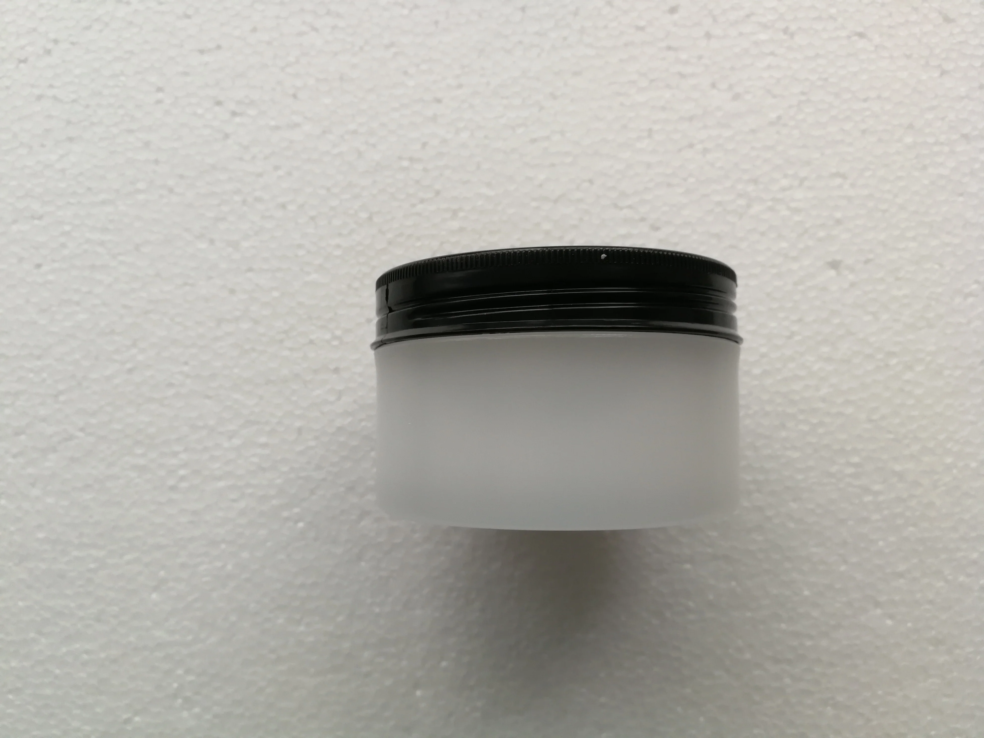 100 g Private Label Schnecken-Feuchtigkeitscreme, individuelles Logo, langlebiges, feuchtigkeitsspendendes Gesichtspflegeprodukt, Großpackung, tierversuchsfrei, Mekeup