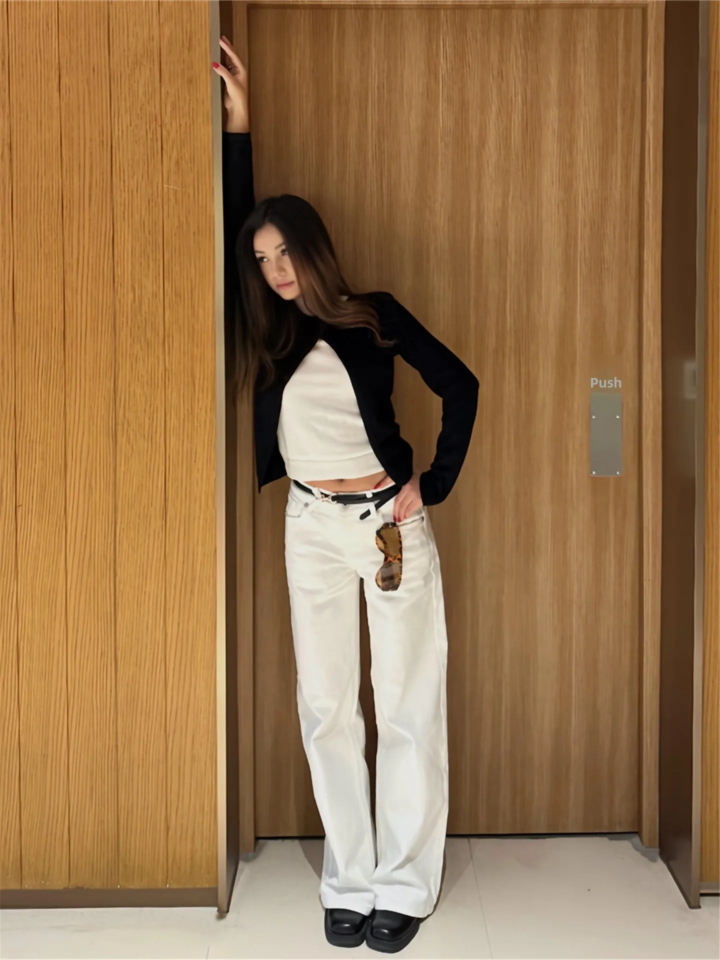 

Женские джинсы с широкими прямыми штанинами, удлиненные, свободные, струящиеся, универсальные, в стиле Spicy Girl, весенние, хлопковые, с низкой посадкой, на пуговицах, мягкие